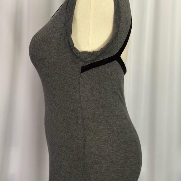 Betsey Johnson Gray Sleeveless Criss-Cross Open Back Fitted Muscle Tee (732) - Picture 5 of 10